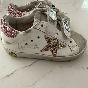 Kids Golden Glittery Velcro Straps Sneakers size 20